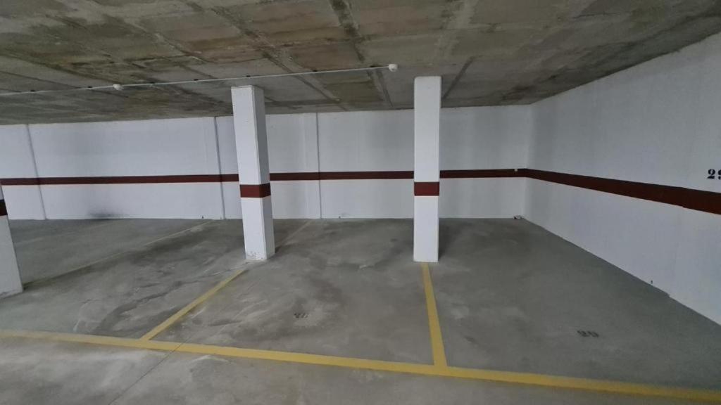 Schoene Wohnung Mit Pool , Wi-Fi Und Privat Garage Torrevieja Ngoại thất bức ảnh