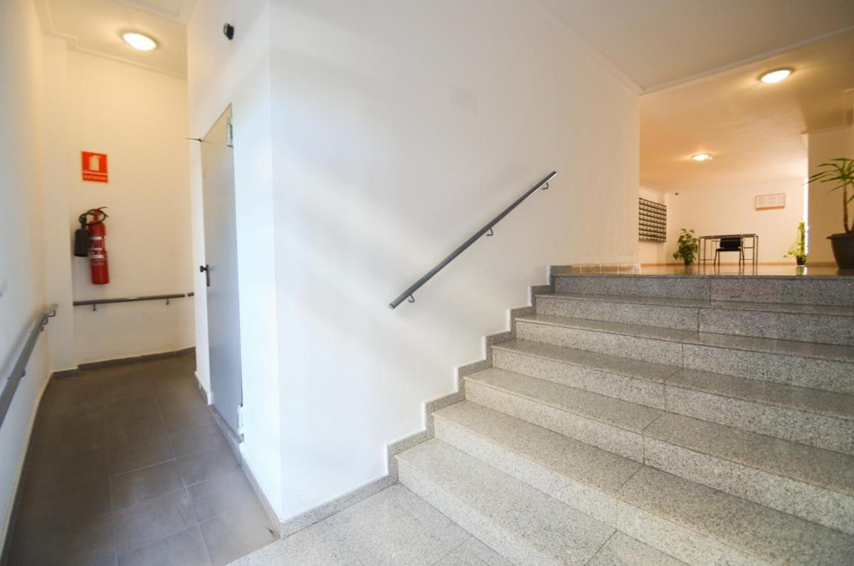 Schoene Wohnung Mit Pool , Wi-Fi Und Privat Garage Torrevieja Ngoại thất bức ảnh