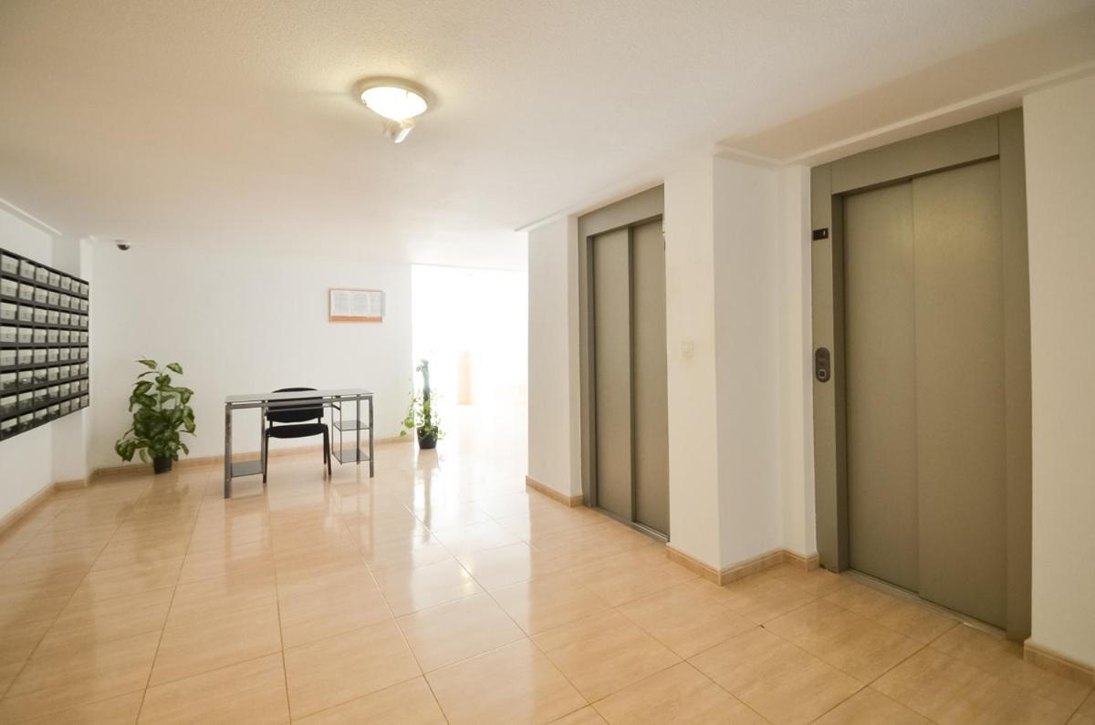 Schoene Wohnung Mit Pool , Wi-Fi Und Privat Garage Torrevieja Ngoại thất bức ảnh